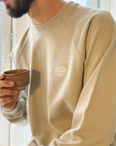 Elsk - Globe Mens Raglan Sweatshirt - Sand Stone 